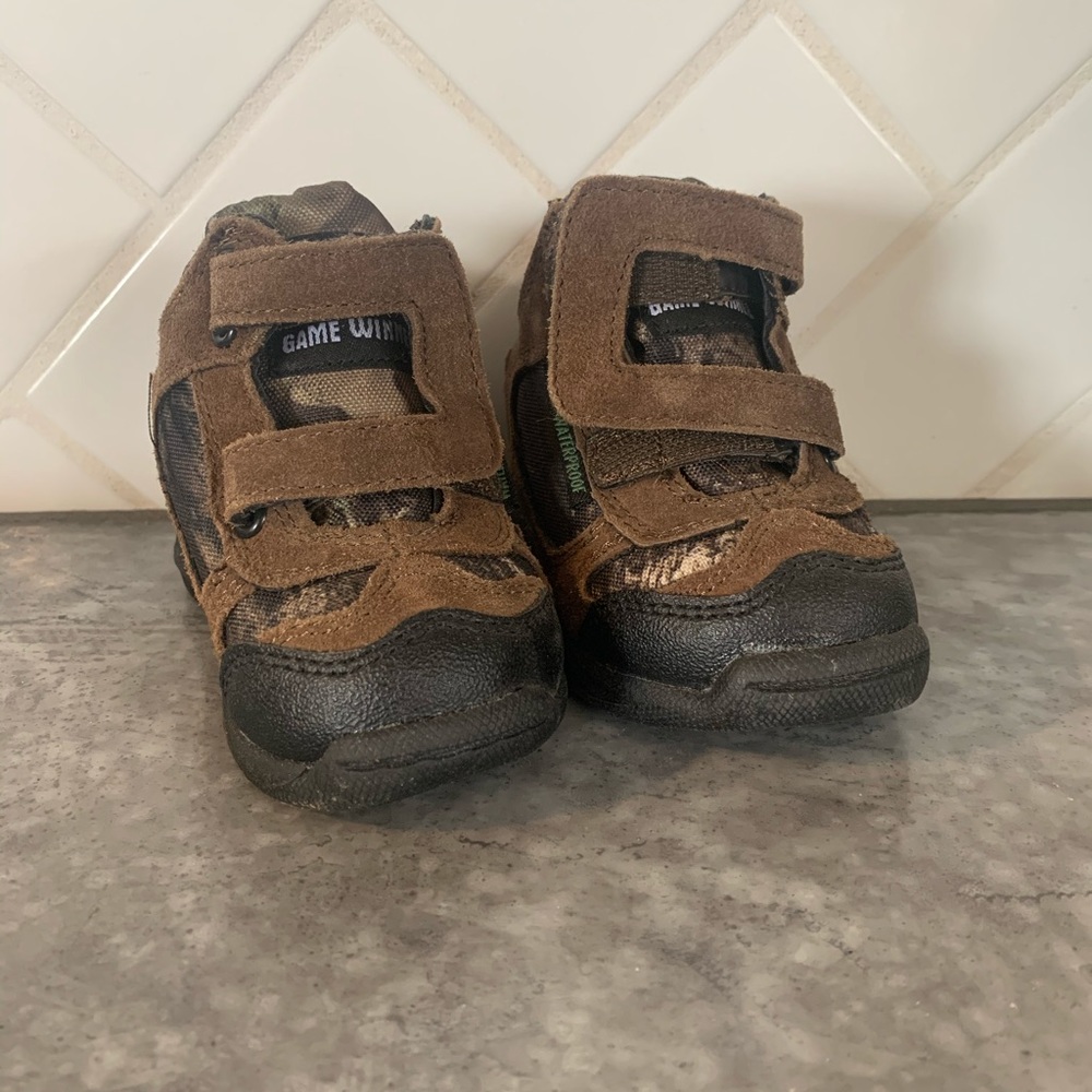 Infant boys camp boots